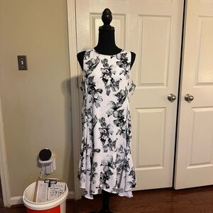 White House Black Market Black and White Floral Midi Dress
